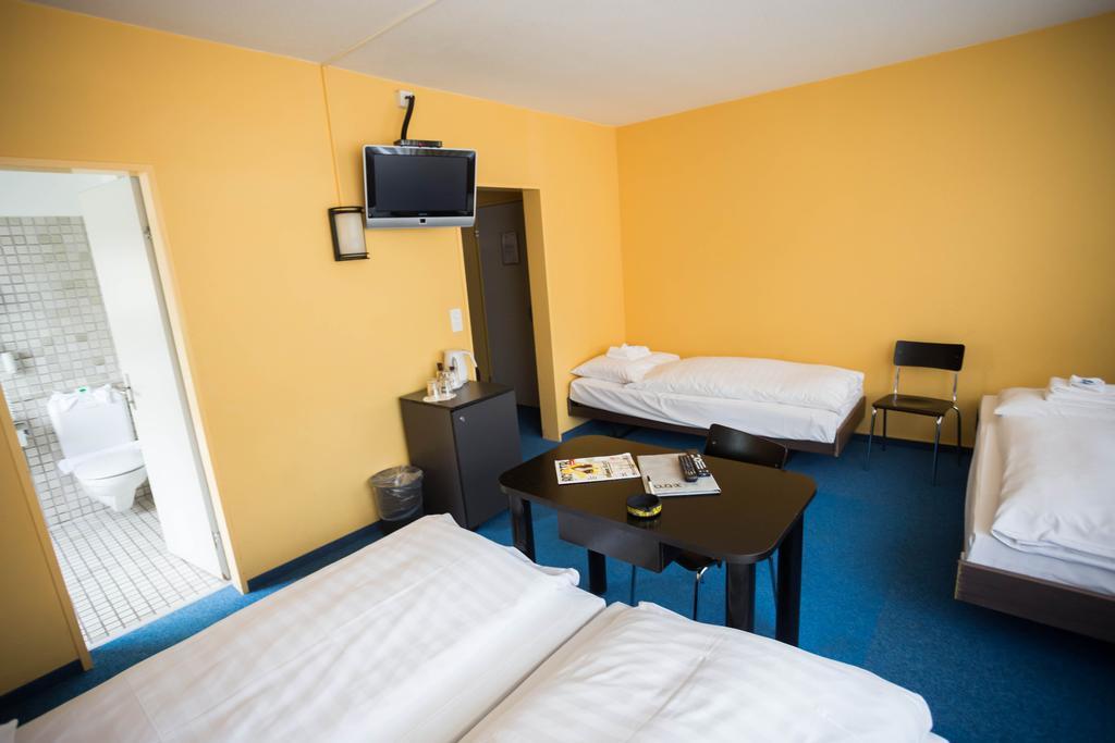 X-Tra Hotel ซูริก ภายนอก รูปภาพ